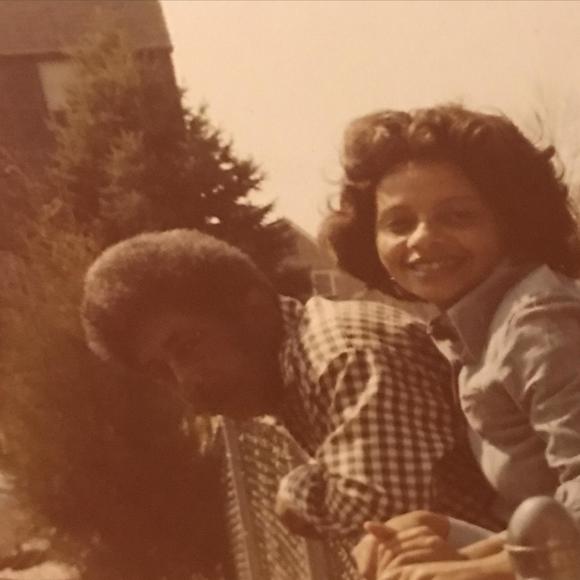 Meet your Posher, Isbell s - Picture 1 of 1